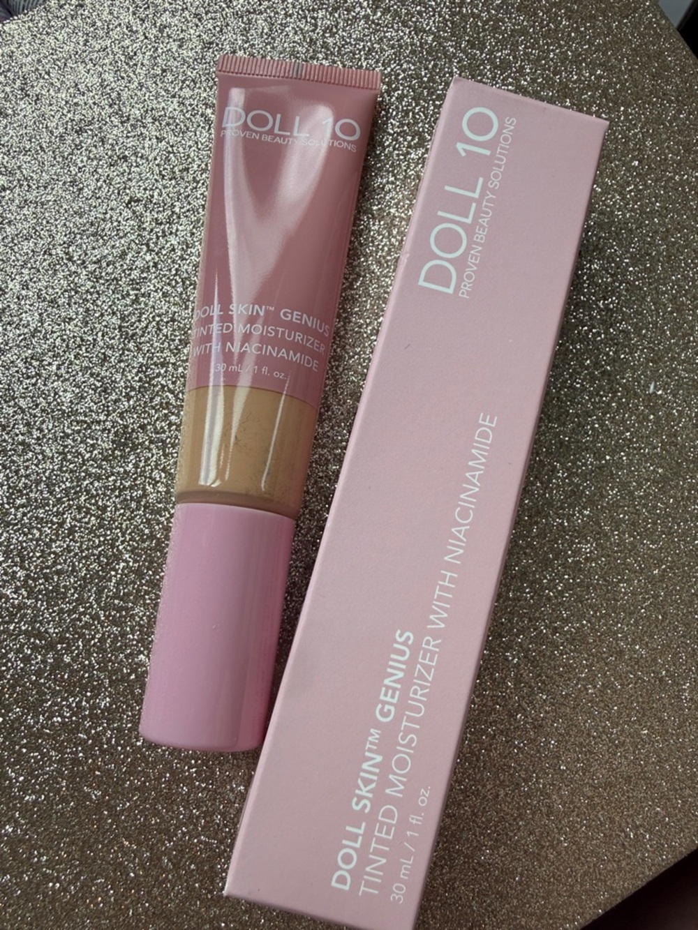 *NEW*1oz*SHADE 1.5* DOLL10* Tinted Moisturizer with Niacinamide